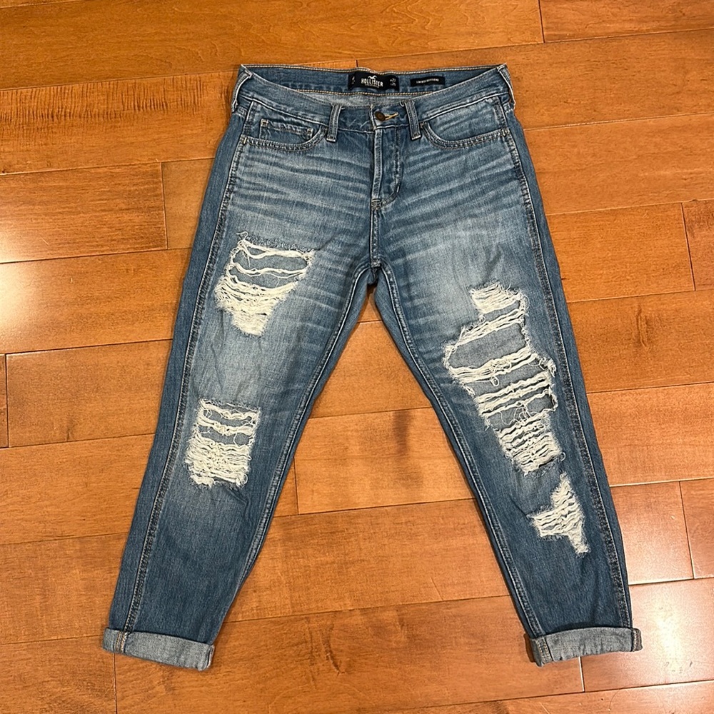 Hollister Women's Medium Blue Distressed Boyfriend Jeans